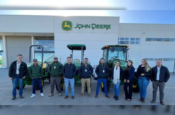 Alvorada John Deere treinamento de operações e ajustes – Tratores 5E Alvorada John Deere treinamento de operações e ajustes – Tratores 5E